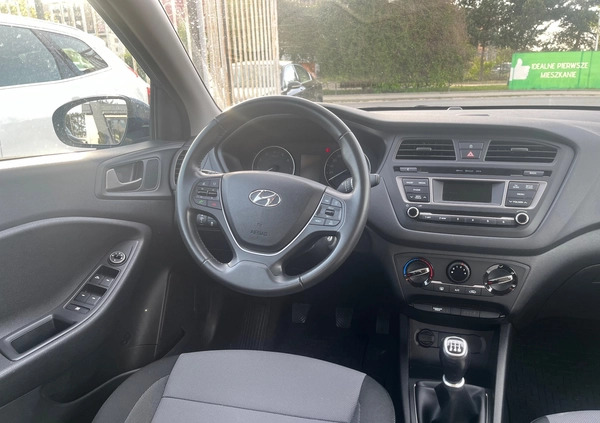 Hyundai i20 cena 43900 przebieg: 71000, rok produkcji 2018 z Warszawa małe 79